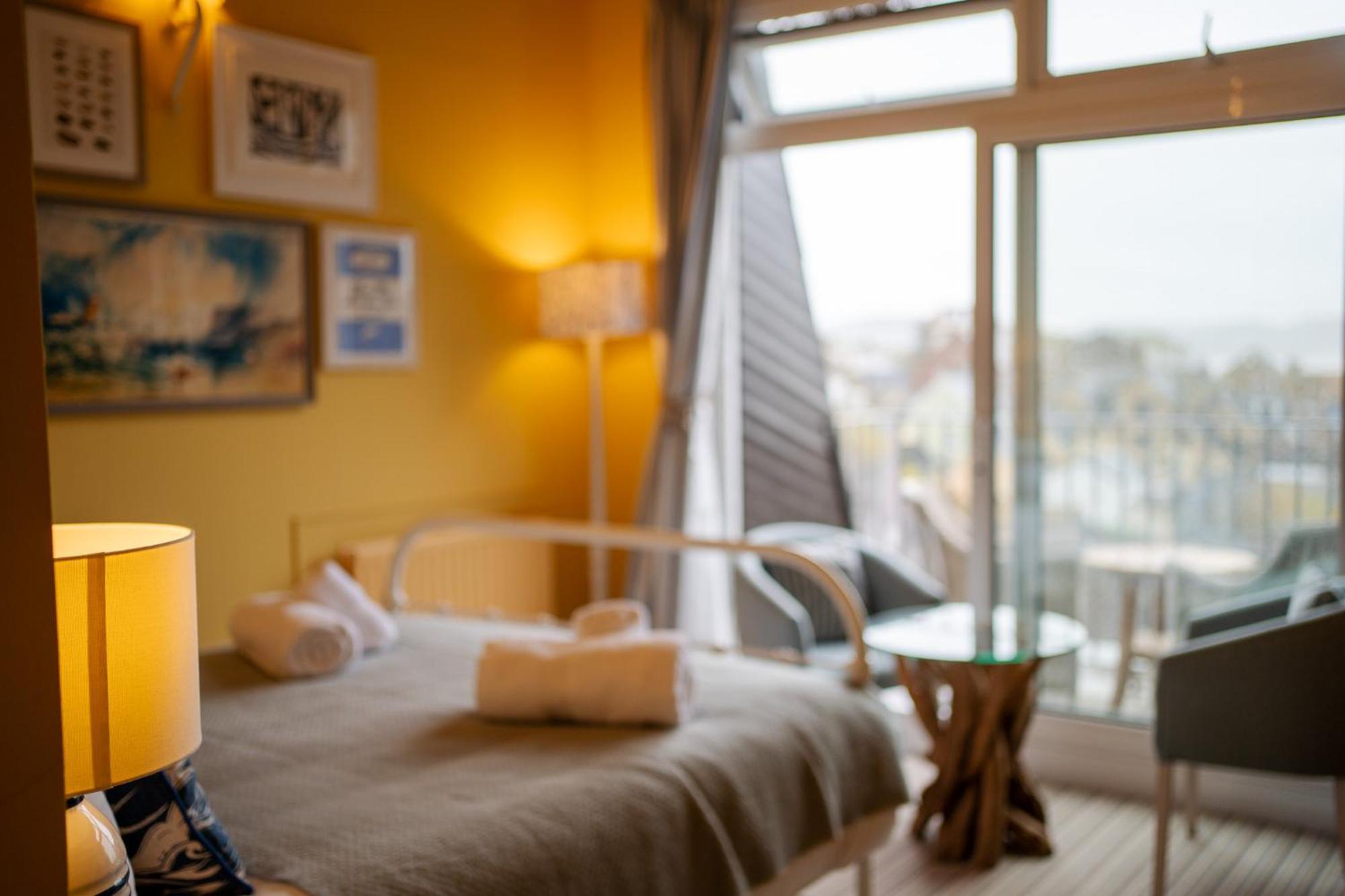 The Royal Lion Hotel Lyme Regis Værelse billede