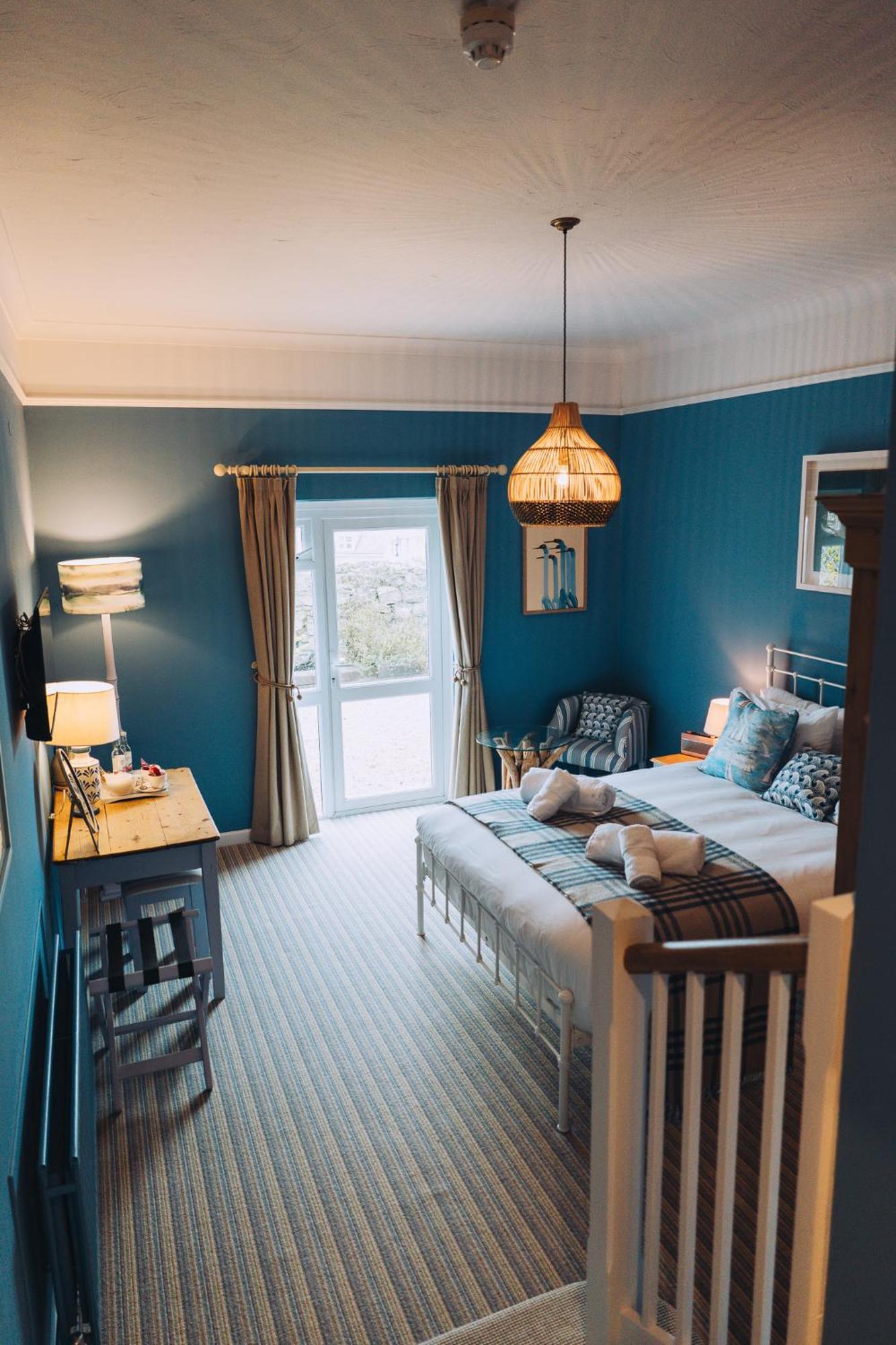 The Royal Lion Hotel Lyme Regis Eksteriør billede
